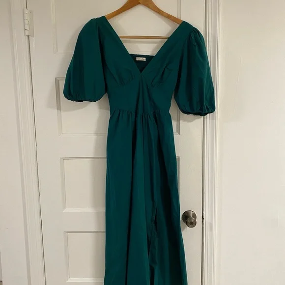 Elegant Green Puff Sleeve Dress - Picture 5 of 5
